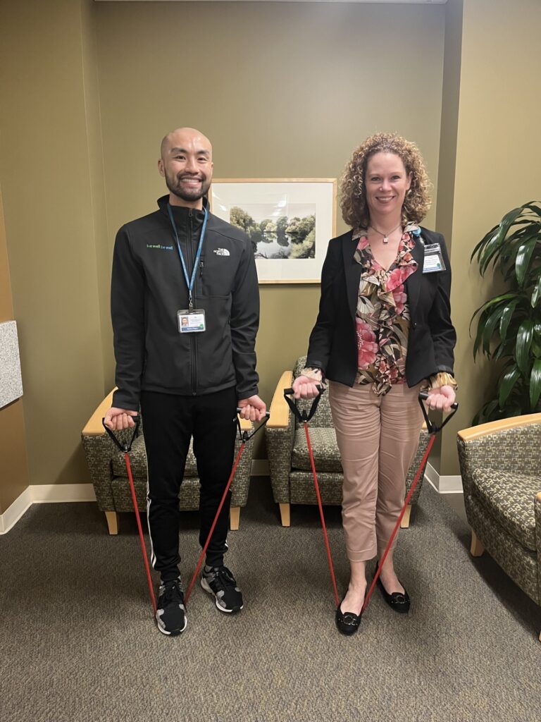 Resistance band bicep curl1